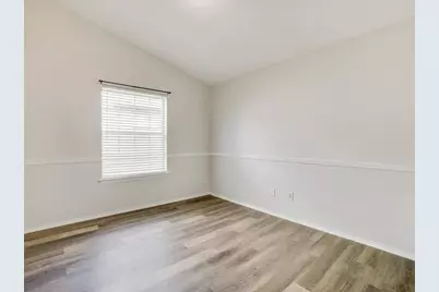 521 Chasewood Drive, Grapevine, TX 76051 - Photo 11