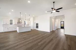 557 Baker Ct, Fate, TX 75189 - Photo 7