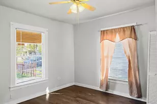 823 S Beacon St, Dallas, TX 75223 - Photo 7