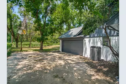 9523 Bellechase Road, Granbury, TX 76049 - Photo 23