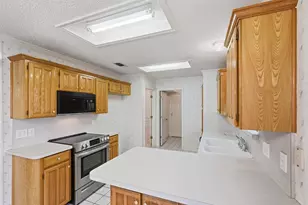 3913 Brookway Dr, Fort Worth, TX 76123 - Photo 5