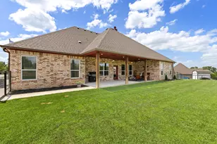 301 Aviara Ct, Poolville, TX 76487 - Photo 23