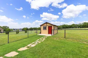 301 Aviara Ct, Poolville, TX 76487 - Photo 25