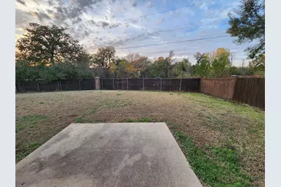 633 Grayson Lane, Lake Dallas, TX 75065 - Photo 9