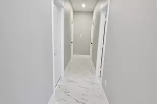 202 E 1st N St, Kaufman, TX 75142 - Photo 23