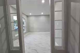 202 E 1st N St, Kaufman, TX 75142 - Photo 5