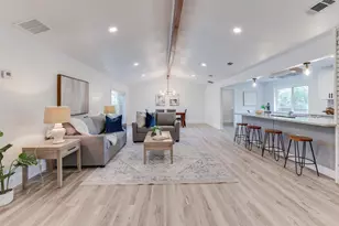 9962 Larchbrook Dr, Dallas, TX 75238 - Photo 7