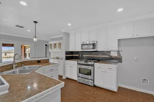 319 Hawk Ridge Rd, Decatur, TX 76234 - Photo 15