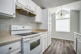 1725 Lemonwood Cir, Mesquite, TX 75149 - Photo 11