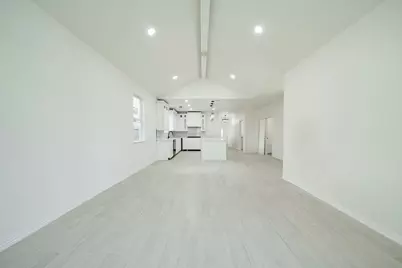 373 5th Street NW, Paris, TX 75460 - Photo 5