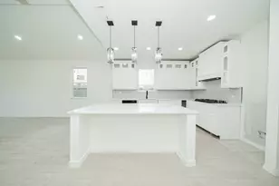 373 5th St NW, Paris, TX 75460 - Photo 1