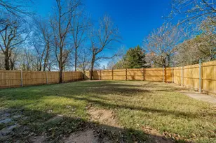 373 5th St NW, Paris, TX 75460 - Photo 15