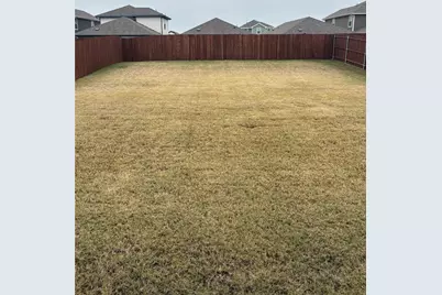 6111 Surfside Drive, Princeton, TX 75407 - Photo 7