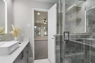 6704 E NW Hwy, Dallas, TX 75231 - Photo 25