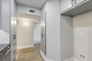 6704 E NW Hwy, Dallas, TX 75231 - Photo 7