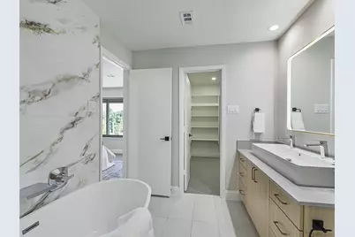 6704 E Northwest Highway, Dallas, TX 75231 - Photo 19