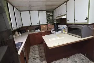 505 N Baylor Ave, Breckenridge, TX 76424 - Photo 9