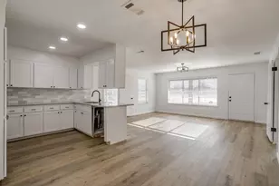 1501 E Henderson St, Cleburne, TX 76031 - Photo 17