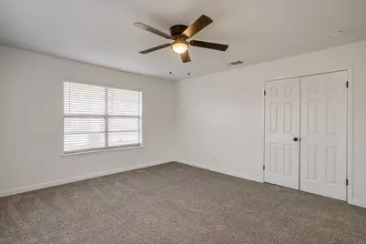 1501 E Henderson Street, Cleburne, TX 76031 - Photo 27