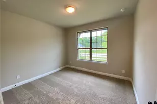 465 Aldred St, Greenville, TX 75401 - Photo 3