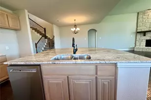 465 Aldred St, Greenville, TX 75401 - Photo 11