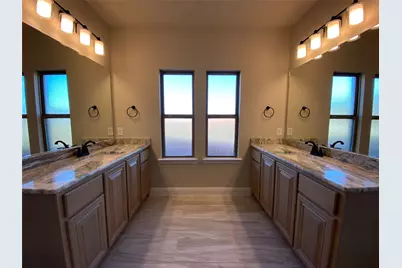 465 Aldred Street, Greenville, TX 75401 - Photo 21