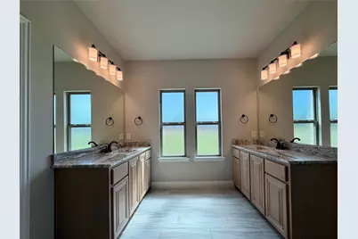 465 Aldred Street, Greenville, TX 75401 - Photo 19