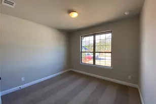 465 Aldred St, Greenville, TX 75401 - Photo 3