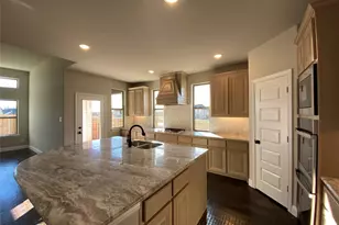 465 Aldred St, Greenville, TX 75401 - Photo 11