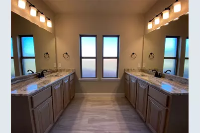 465 Aldred Street, Greenville, TX 75401 - Photo 21