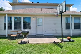 5722 Firethorn Dr, Dallas, TX 75249 - Photo 31