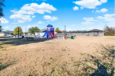 5722 Firethorn Drive, Dallas, TX 75249 - Photo 37