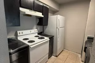 6050 Melody Ln, Dallas, TX 75231 - Photo 17