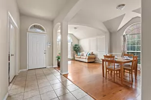 632 Delores Dr, Grand Prairie, TX 75052 - Photo 3