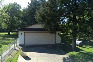 424 Ridgeview Rd, Sherman, TX 75092 - Photo 3