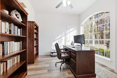 6509 Maple Drive, The Colony, TX 75056 - Photo 5