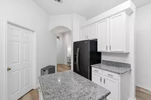 6509 Maple Dr, The Colony, TX 75056 - Photo 13