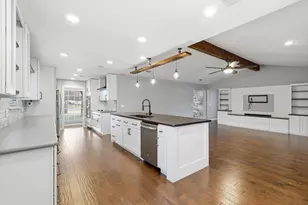 726 Laramie Dr, Lewisville, TX 75077 - Photo 9