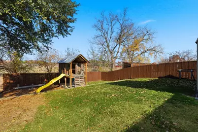 726 Laramie Drive, Lewisville, TX 75077 - Photo 21