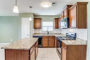 1404 Shumard Dr, Princeton, TX 75407 - Photo 11