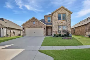 11120 Canyon Oak St, Aubrey, TX 76227 - Photo 1