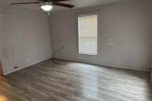 1009 S Morris St, Gainesville, TX 76240 - Photo 9