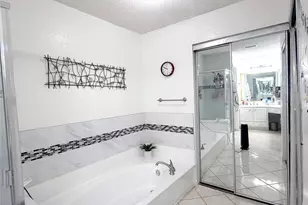 1108 Harwell Dr, Arlington, TX 76011 - Photo 11