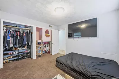 1702 Emerald Street, Grand Prairie, TX 75051 - Photo 15