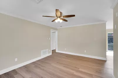 610 Colgate Drive, Lancaster, TX 75134 - Photo 7