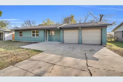 610 Colgate Drive, Lancaster, TX 75134 - Photo 3