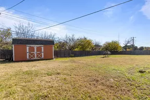 5405 Lubbock Ave, Fort Worth, TX 76133 - Photo 25