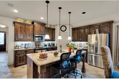 105 Manor Lane, Waxahachie, TX 75165 - Photo 17