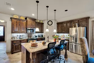 105 Manor Ln, Waxahachie, TX 75165 - Photo 17