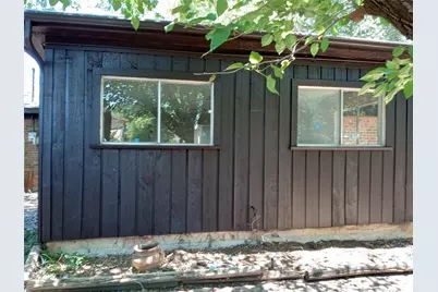 4528 Moorview Avenue, Fort Worth, TX 76119 - Photo 15